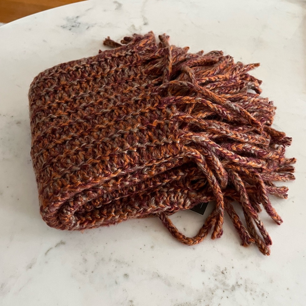 NWT Eddie Bauer Knit Infinity Scarf